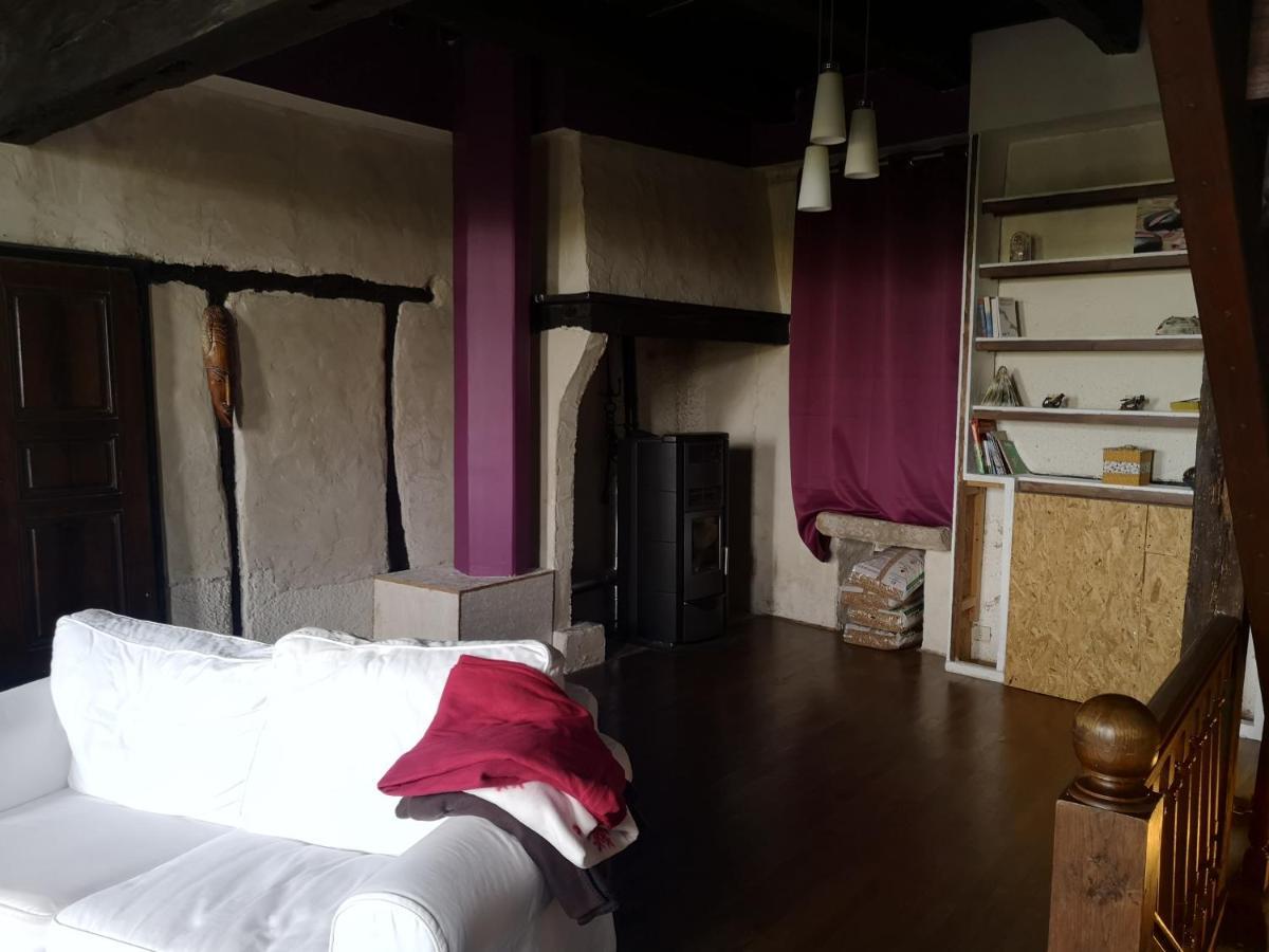 Maison Atypique A Cordes-Sur-Ciel 2 Chambres Luaran gambar