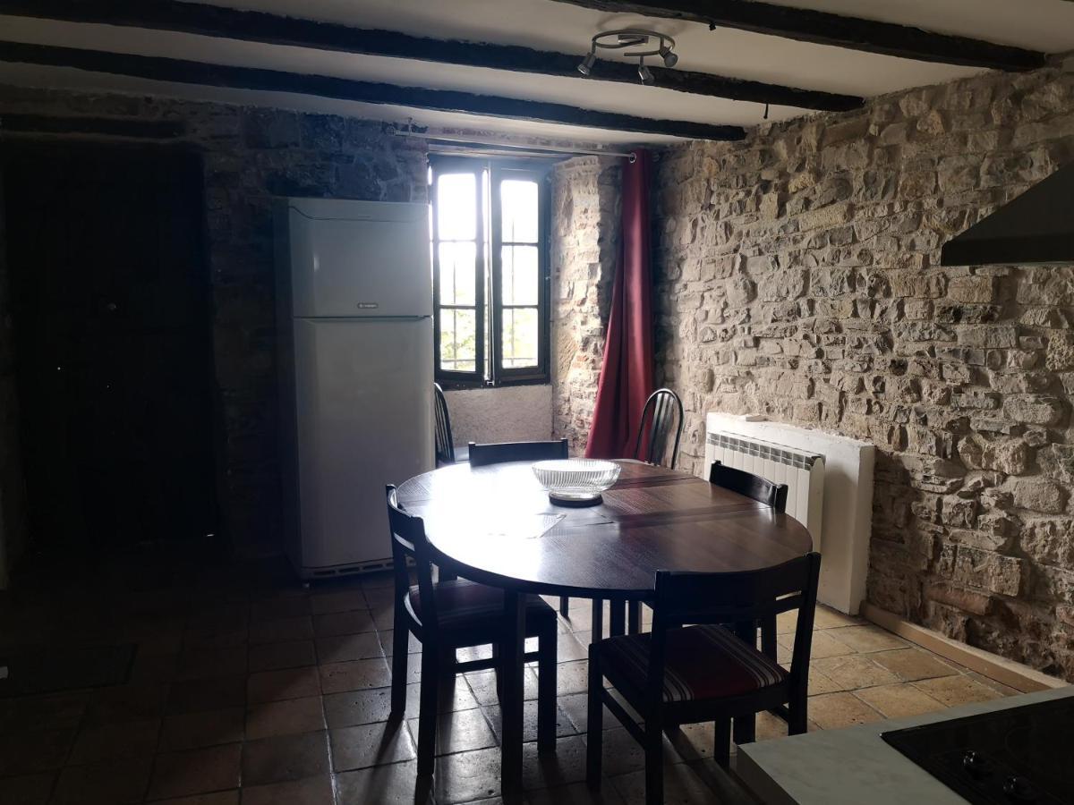 Maison Atypique A Cordes-Sur-Ciel 2 Chambres Luaran gambar